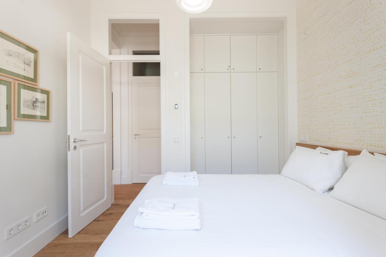Flh Restauradores Bright Flat Lisbon Exterior photo